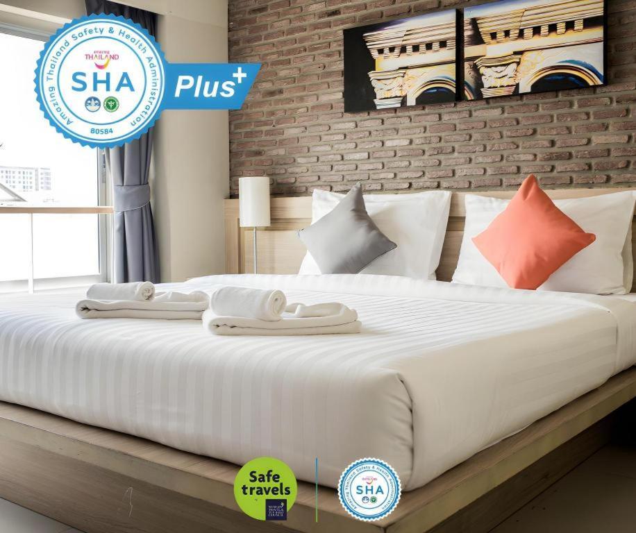 Chinotel Phuket Bagian luar foto