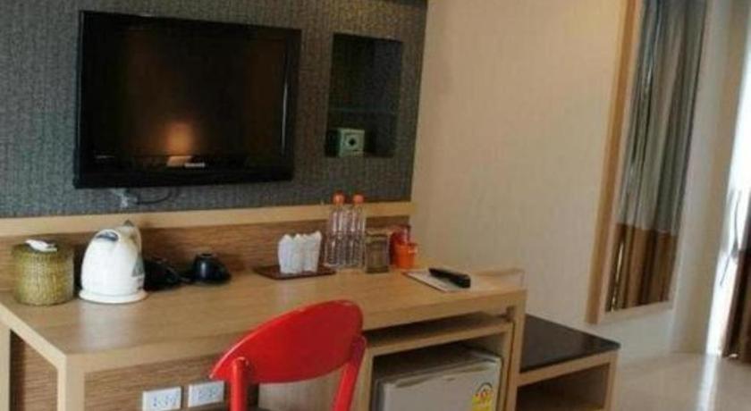 Chinotel Phuket Bagian luar foto