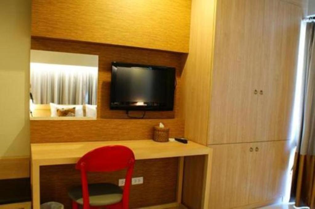 Chinotel Phuket Bagian luar foto
